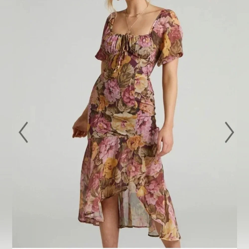 SHOWPO JASALINA MIDAXI DRESS - PUFF SLEEVE DRESS IN CLASSIC FLORAL  sz 4